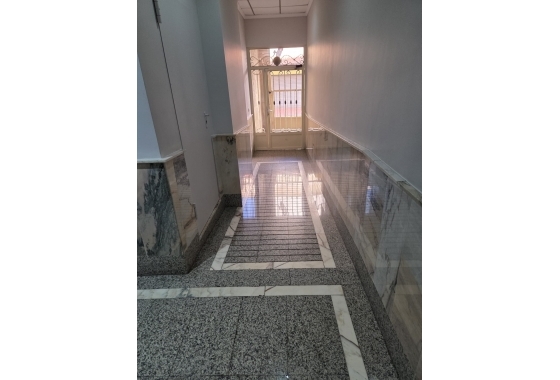 Herverkoop - Appartement / flat - Torrevieja - Costa Blanca