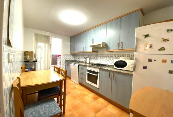 Resale - Apartment / flat - Alicante - Costa Blanca