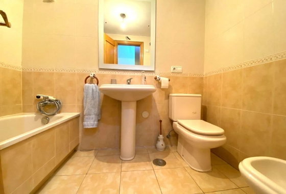 Resale - Apartment / flat - Alicante - Costa Blanca