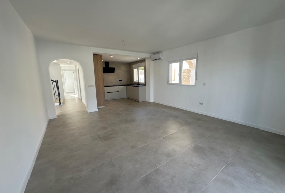 Herverkoop - Villa - El Campello - Costa Blanca