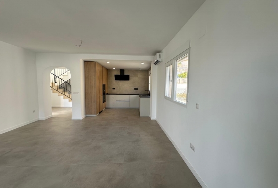 Herverkoop - Villa - El Campello - Costa Blanca