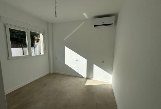 Herverkoop - Villa - El Campello - Costa Blanca