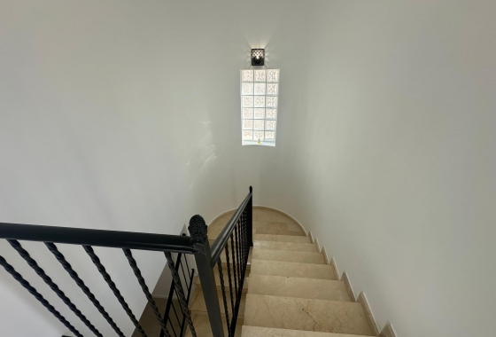 Herverkoop - Villa - El Campello - Costa Blanca