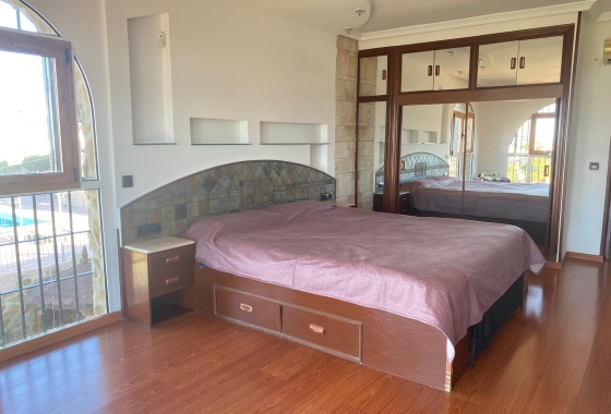 Herverkoop - Villa - Torrevieja - Costa Blanca