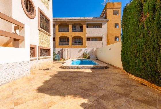 Herverkoop - Villa - Orihuela Costa - Costa Blanca