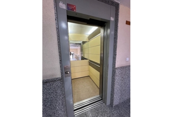 Herverkoop - Appartement / flat - Torrevieja - Costa Blanca