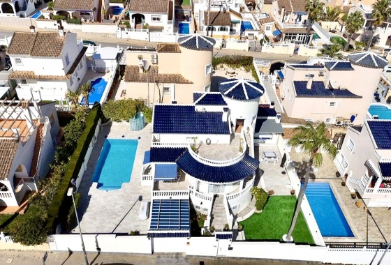 Herverkoop - Villa - Pinar de Campoverde - Inland