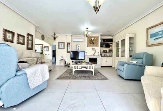 Herverkoop - Villa - Pinar de Campoverde - Inland