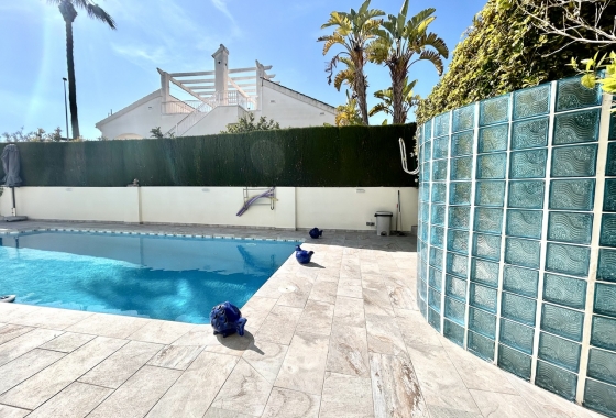 Herverkoop - Villa - Pinar de Campoverde - Inland