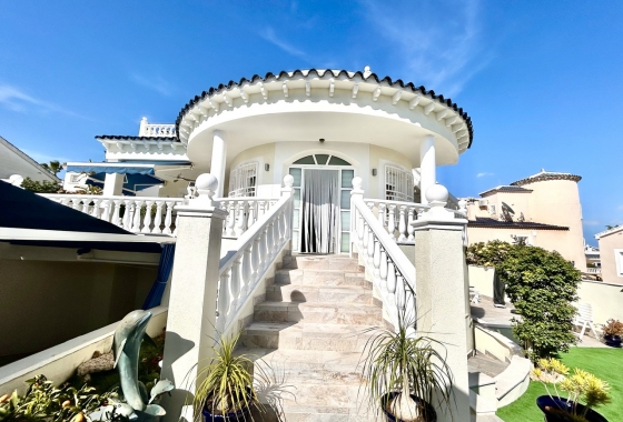 Herverkoop - Villa - Pinar de Campoverde - Inland