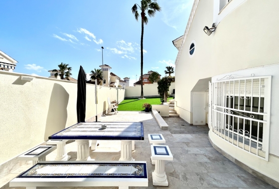 Herverkoop - Villa - Pinar de Campoverde - Inland