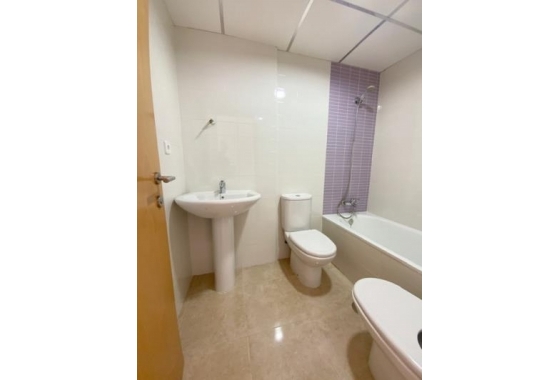 Reventa - Villa - Roldan - Inland