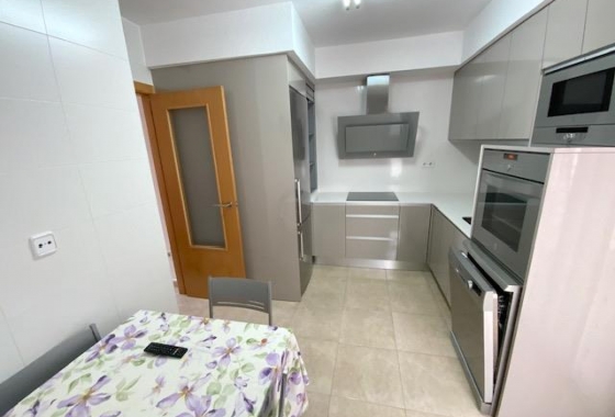 Reventa - Villa - Roldan - Inland