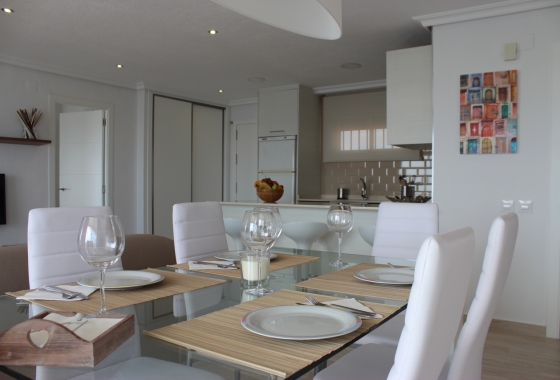 Resale - Apartment / flat - Mil Palmeras - Costa Blanca