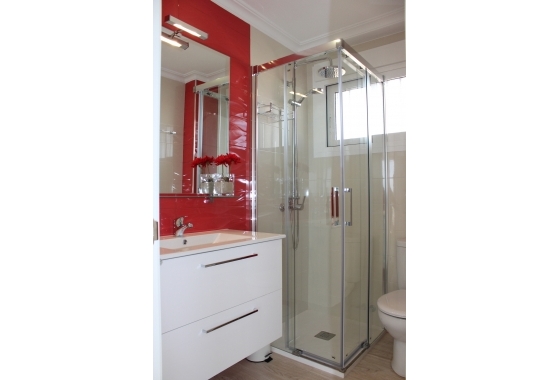 Resale - Apartment / flat - Mil Palmeras - Costa Blanca