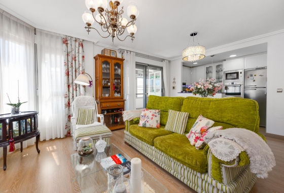 Herverkoop - Penthouse - Torrevieja - Centro