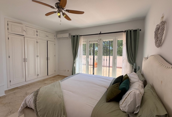 Resale - Villa - Orihuela - Inland