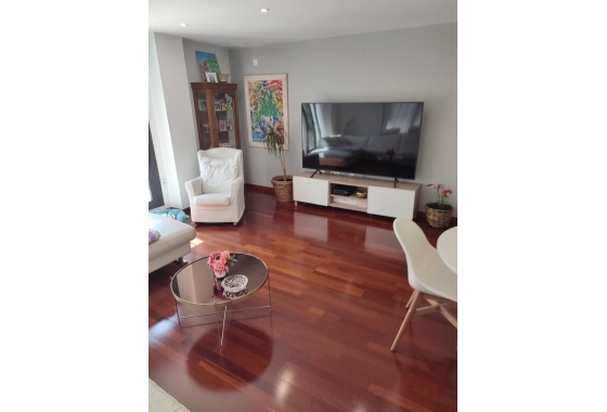Resale - Apartment / flat - Orihuela - Zona Centro