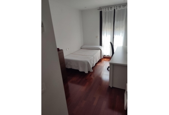 Resale - Apartment / flat - Orihuela - Zona Centro