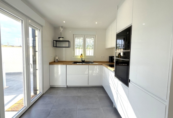 Herverkoop - Herenhuis - Orihuela - Inland