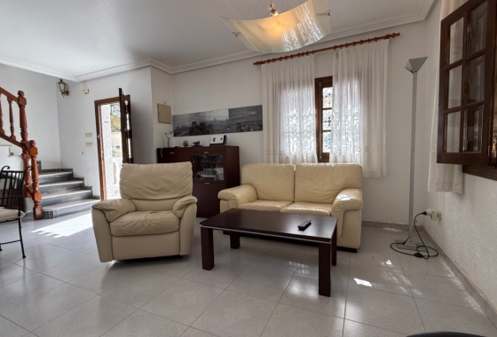 Herverkoop - Villa - Orihuela - Inland