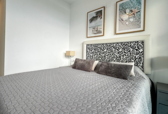 Resale - Apartment / flat - Torrevieja - Costa Blanca