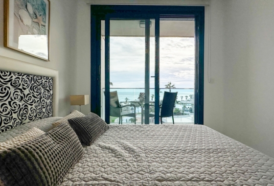 Resale - Apartment / flat - Torrevieja - Costa Blanca