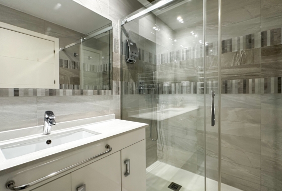 Resale - Apartment / flat - Torrevieja - Costa Blanca