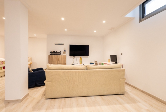 Herverkoop - Villa - Orihuela - Inland