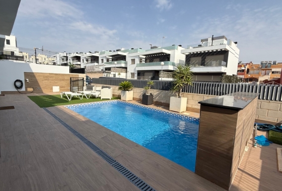 Herverkoop - Villa - Orihuela - Inland