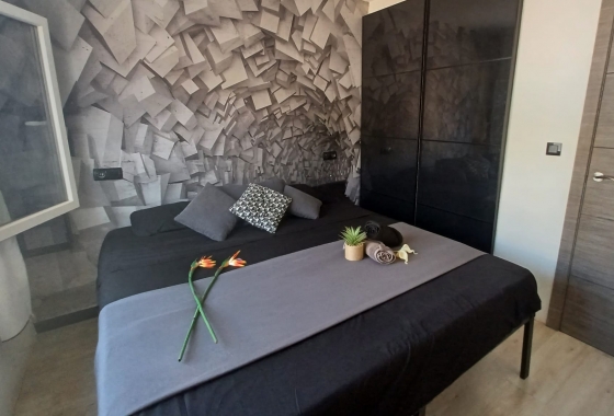 Reventa - Apartamento / piso - Torre de la Horadada - Costa Blanca