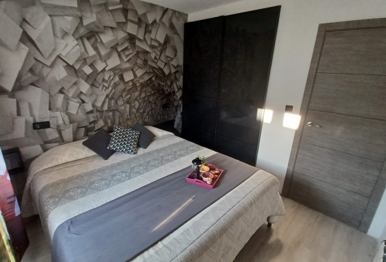 Reventa - Apartamento / piso - Torre de la Horadada - Costa Blanca