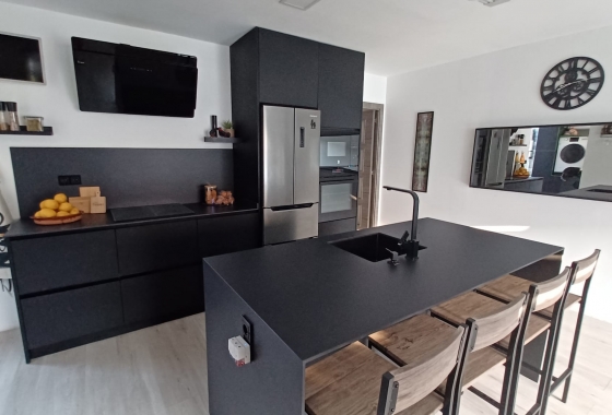 Reventa - Apartamento / piso - Torre de la Horadada - Costa Blanca