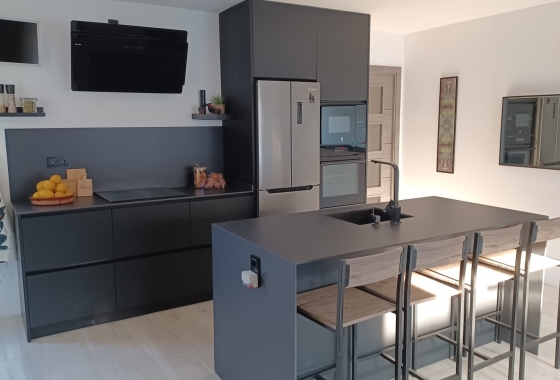 Reventa - Apartamento / piso - Torre de la Horadada - Costa Blanca