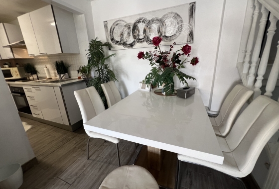 Herverkoop - Villa - Orihuela - Inland