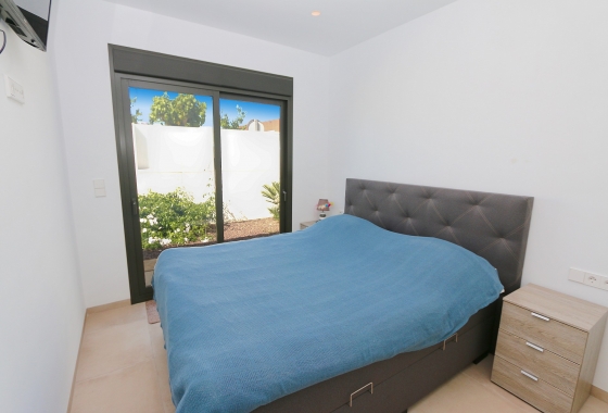 Resale - Villa - Pilar de la Horadada - Costa Blanca