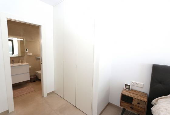 Resale - Villa - Pilar de la Horadada - Costa Blanca