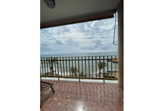 Herverkoop - Appartement / flat - Torrevieja - Las Piscinas Naturales