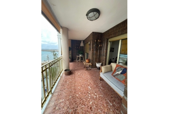 Herverkoop - Appartement / flat - Torrevieja - Las Piscinas Naturales