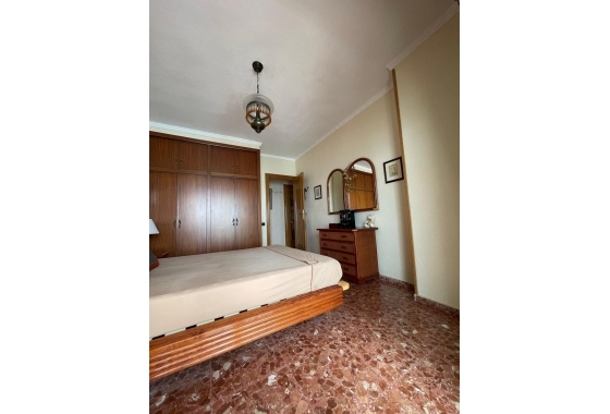 Herverkoop - Appartement / flat - Torrevieja - Las Piscinas Naturales
