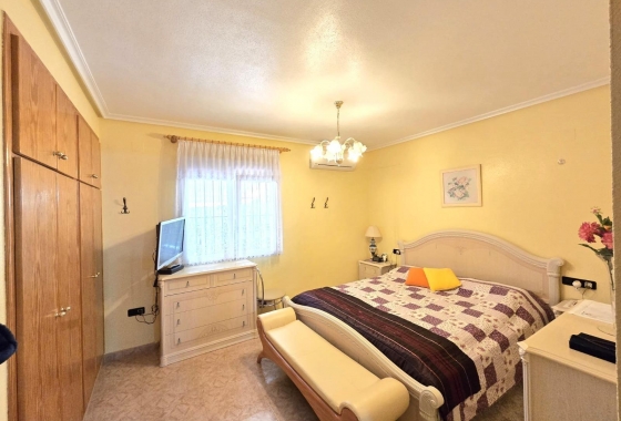 Reventa - Villa - Orihuela Costa - Playa Flamenca