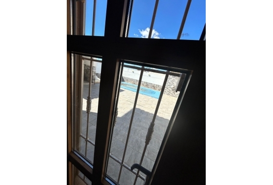 Återförsäljning - Villa - Los Alcazares - Las Lomas Del Rame-bahía Bella