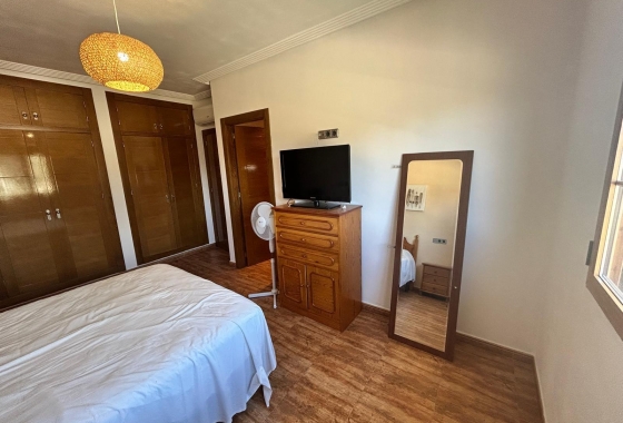 Återförsäljning - Villa - Los Alcazares - Las Lomas Del Rame-bahía Bella