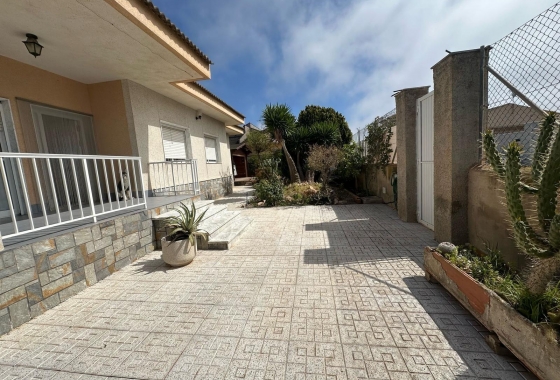 Herverkoop - Villa - Los Alcazares - Las Lomas Del Rame-bahía Bella