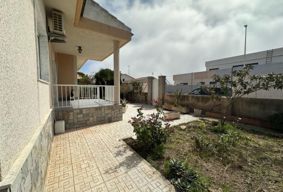 Herverkoop - Villa - Los Alcazares - Las Lomas Del Rame-bahía Bella