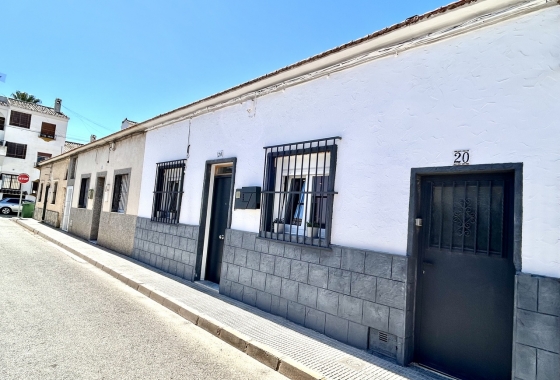 Resale - Townhouse - San Miguel de Salinas - Inland