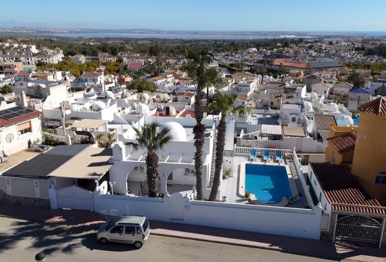 Herverkoop - Villa - Orihuela Costa - Costa Blanca