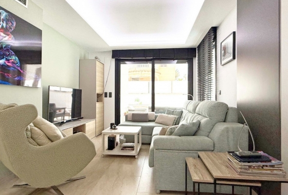 Resale - Villa - Orihuela Costa - Costa Blanca