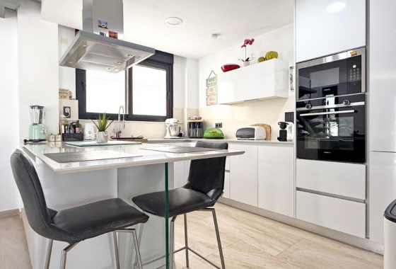 Resale - Villa - Orihuela Costa - Costa Blanca