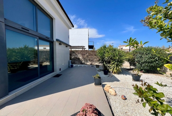 Resale - Villa - Santiago de la Ribera - Costa Calida